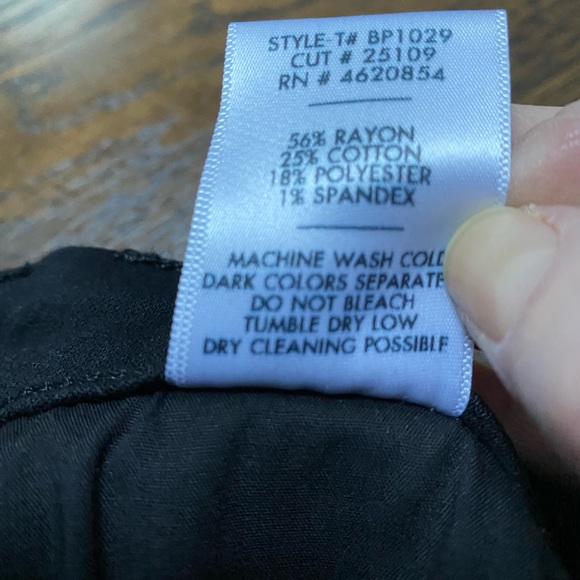 Just Black Denim Jeans, 26, Mid Rise Distressed, Skinny, Ankle length - Picture 6 of 6